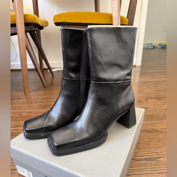 NWB Vagabond Edwina Leather Block Heel Boots - Picture 3 of 11